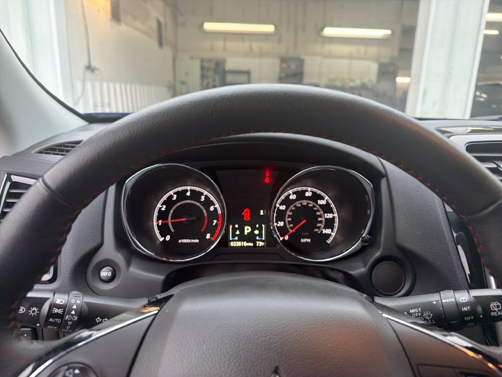 Used 2026 Mitsubishi Outlander Sport LE AWD/4WD image 18