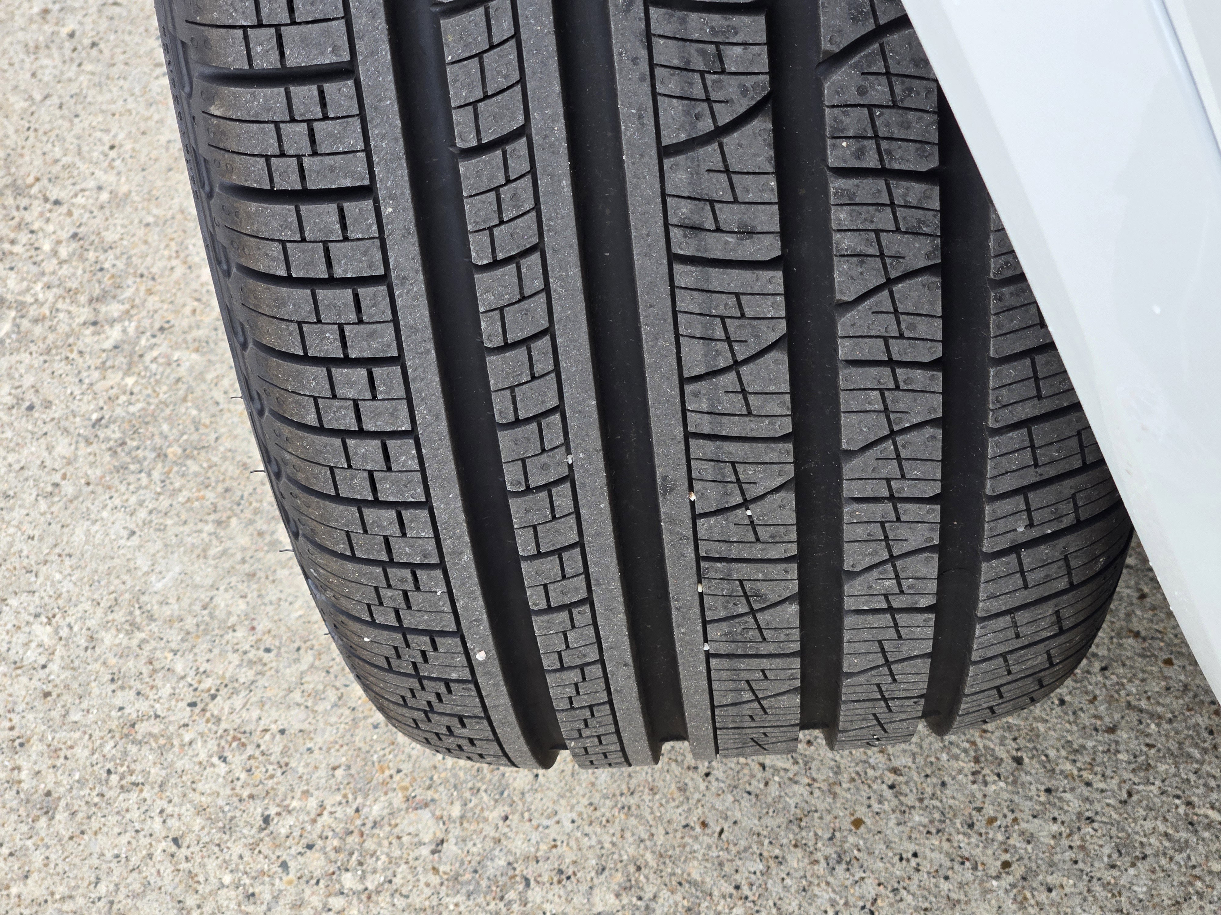 New 2026 Volvo XC90 B6 Ultra w/ Protection Package image 13