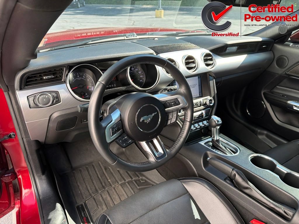 Used 2019 Ford Mustang GT Premium w/ Black Accent Package RWD image 5