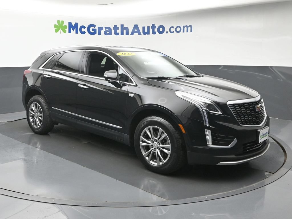 Used 2023 Cadillac XT5 Premium Luxury w/ Technology Package AWD/4WD image 2
