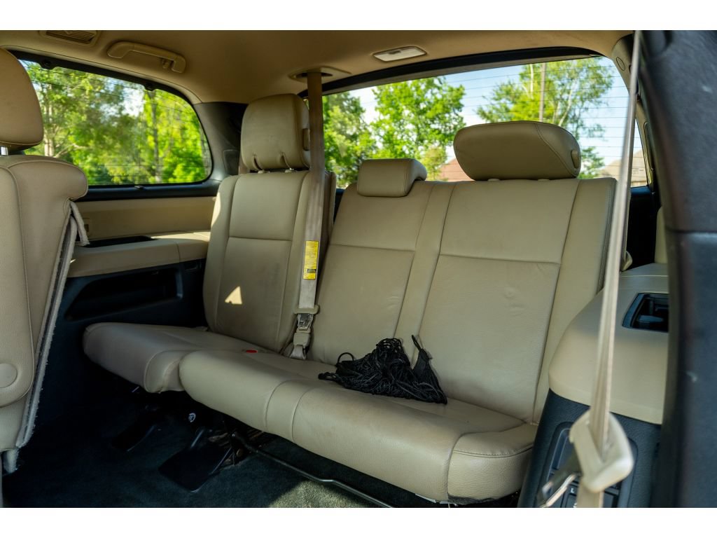 Used 2016 Toyota Sequoia Limited RWD image 15