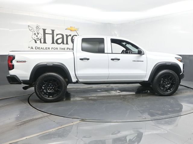 Used 2023 Chevrolet Colorado Trail Boss w/ LPO, Dark Essentials Package AWD/4WD image 36