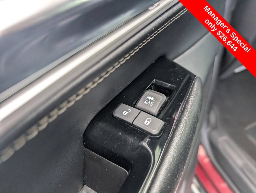 Used 2022 Jeep Wagoneer Series I w/ Convenience Group I AWD/4WD image 11