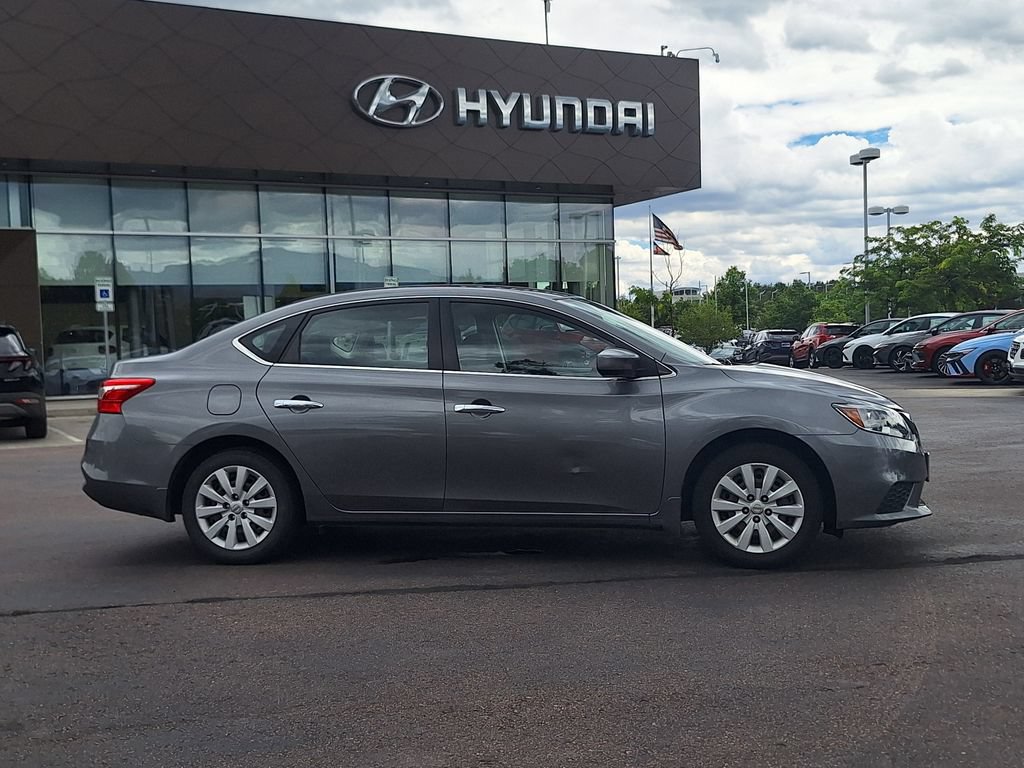 Used 2016 Nissan Sentra S FWD image 2