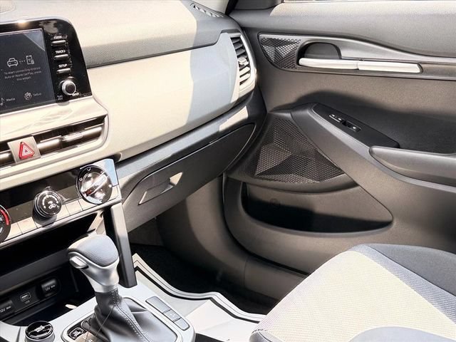 New 2026 Kia Seltos LX FWD image 14