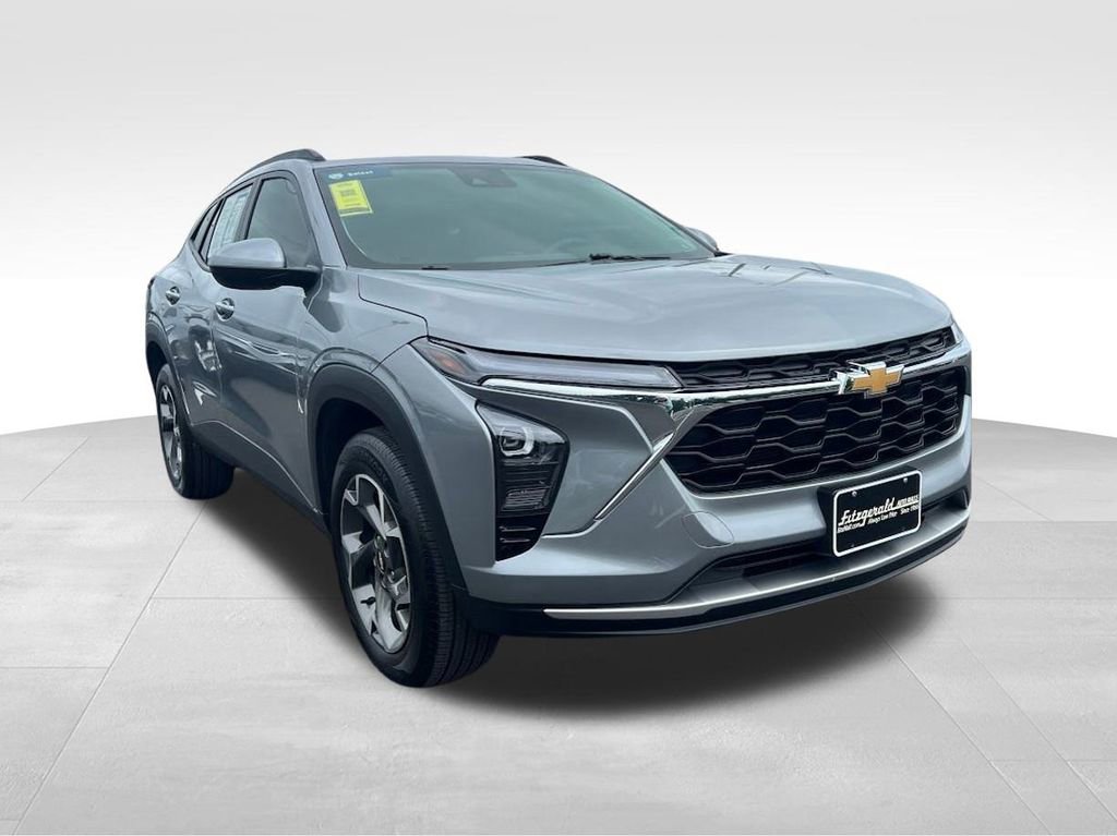 Used 2024 Chevrolet Trax LT