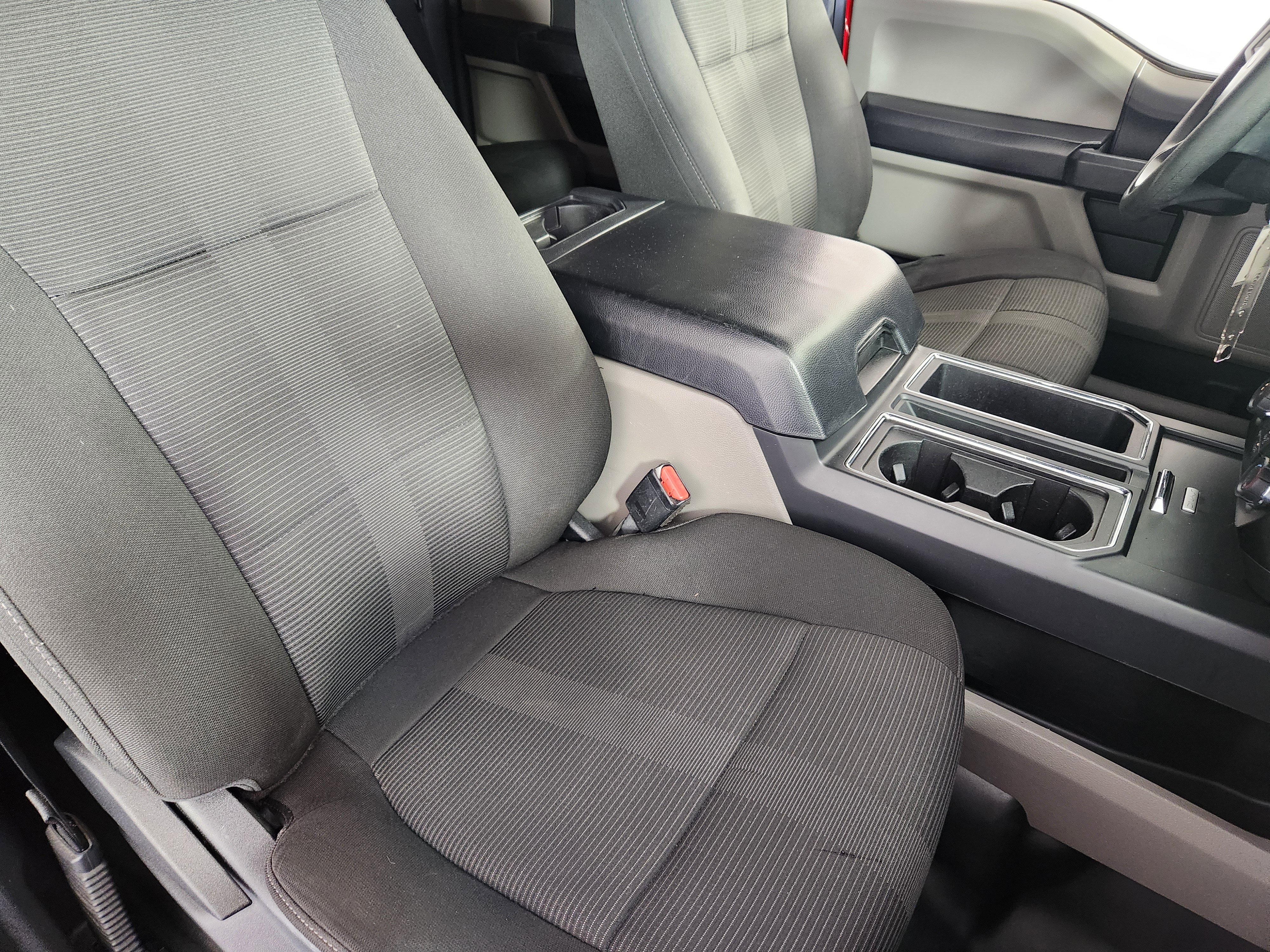 Used 2017 Ford F150 XL w/ Equipment Group 101A Mid RWD image 10