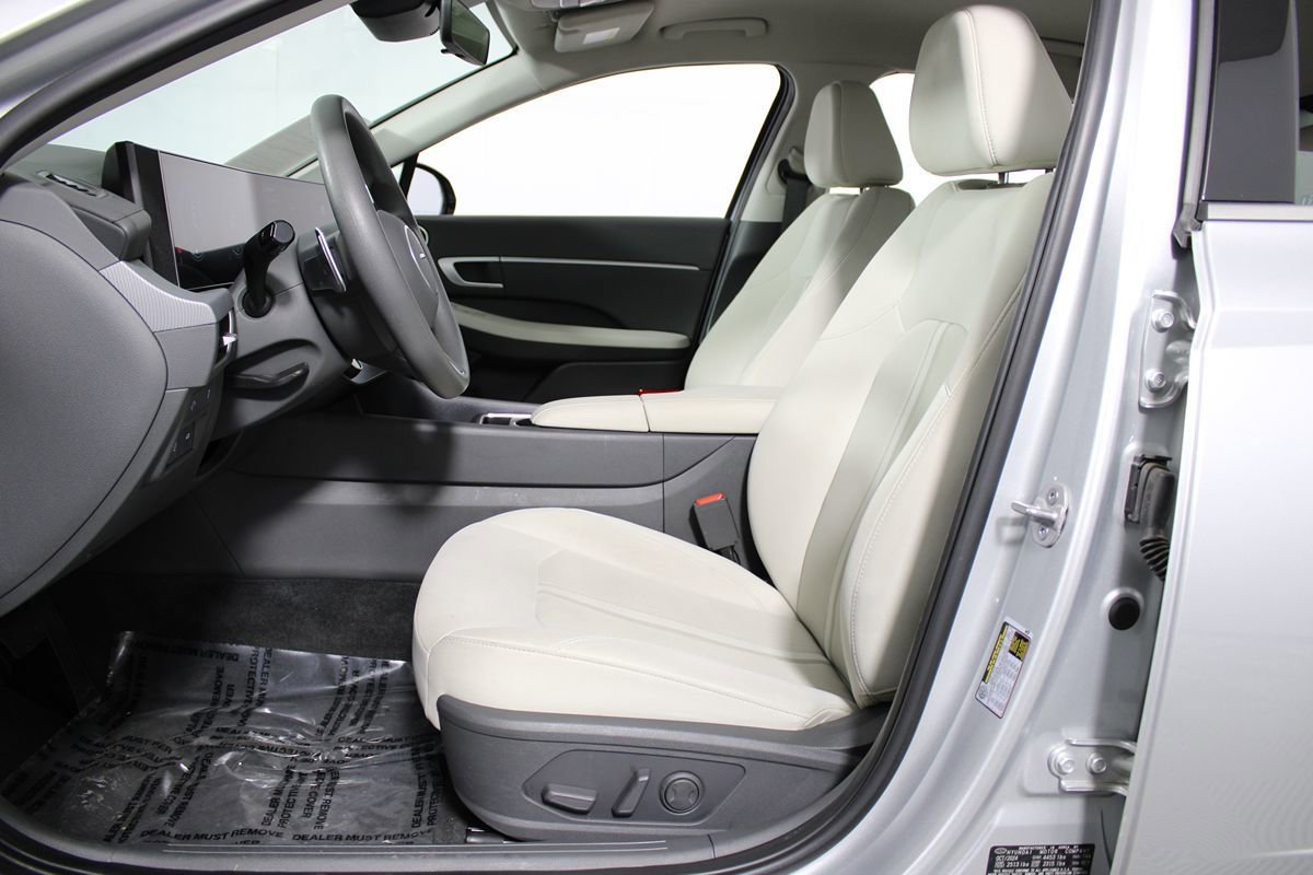 Used 2025 Hyundai Sonata SEL FWD image 24