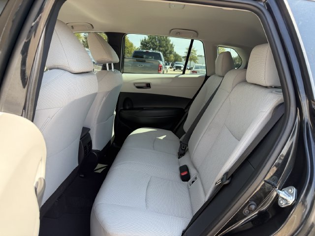 Used 2025 Toyota Corolla Cross AWD Hybrid image 23