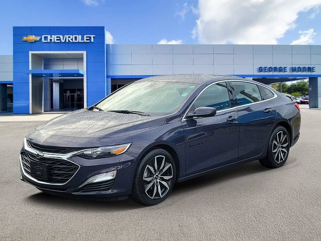 Certified 2025 Chevrolet Malibu RS FWD image 2