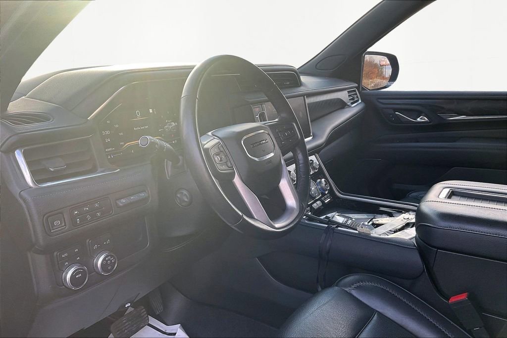 Used 2023 GMC Yukon Denali image 18