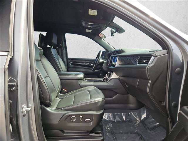 Used 2021 GMC Yukon Denali w/ Denali Premium Package AWD/4WD image 26