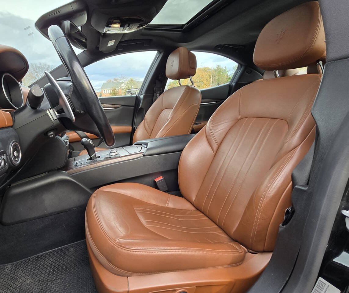 Used 2017 Maserati Ghibli S Q4 AWD/4WD image 26