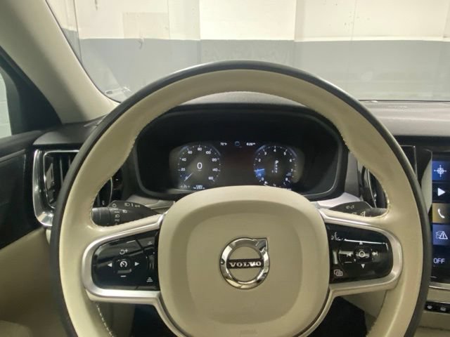 Used 2020 Volvo S60 T5 Momentum w/ Protection Package FWD image 14