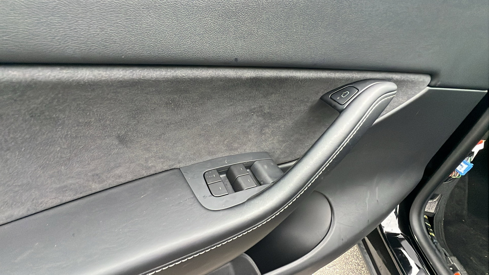 Used 2021 Tesla Model Y Long Range image 15