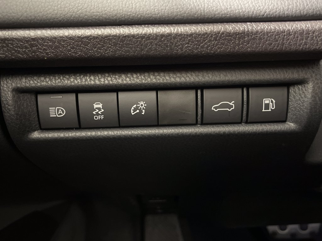 New 2026 Toyota Camry XSE FWD image 28
