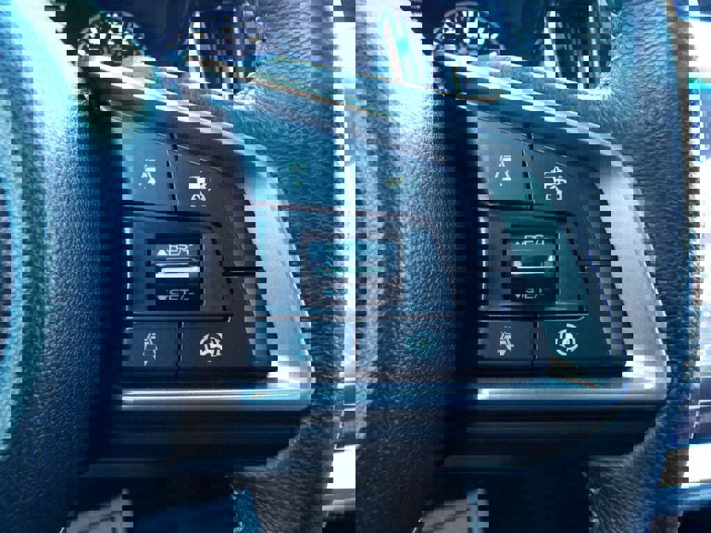 Used 2021 Subaru Outback Premium image 18