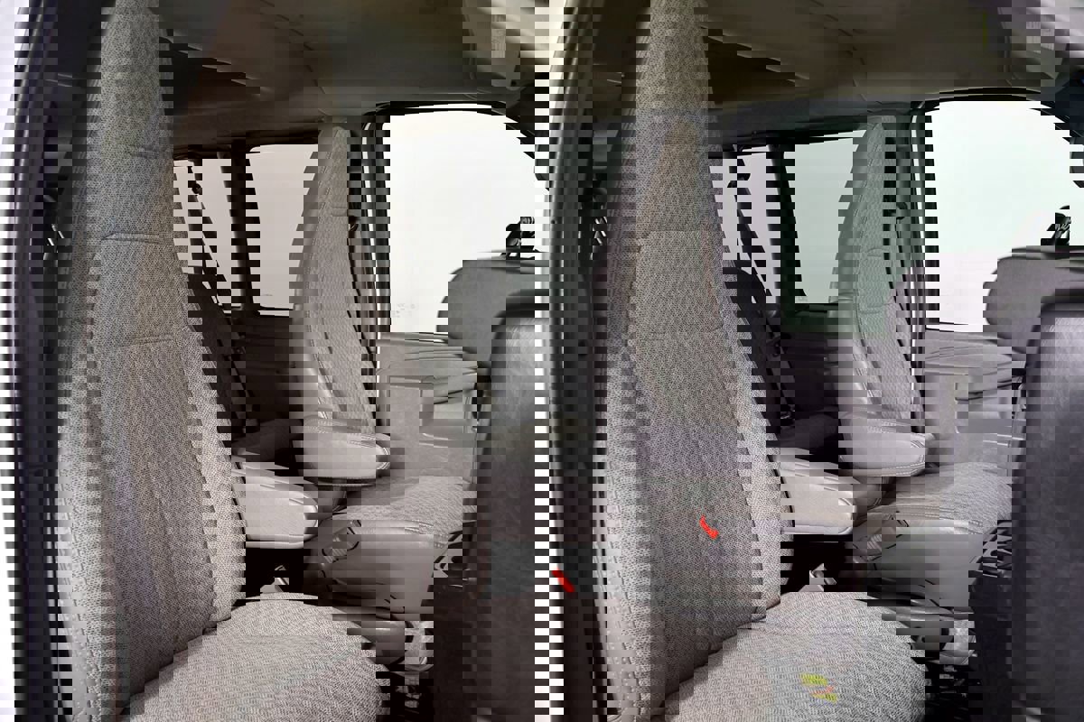 Used 2017 Chevrolet Express 2500 LS RWD image 39