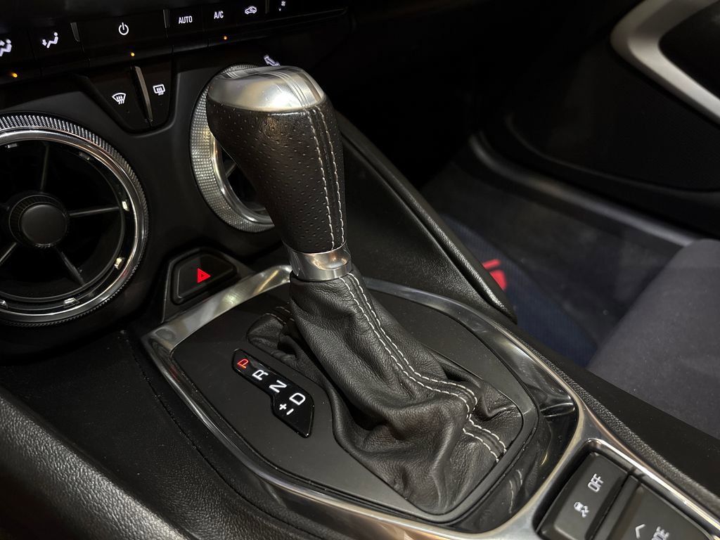 Used 2019 Chevrolet Camaro SS RWD image 23