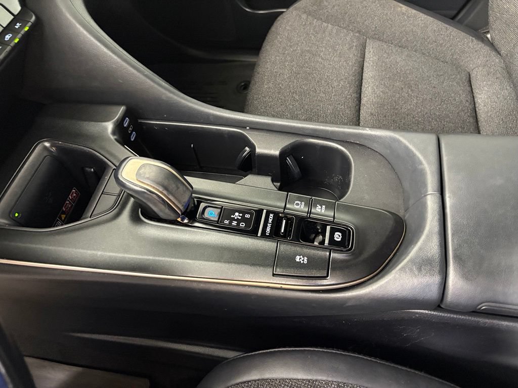 Used 2023 Toyota Crown AWD/4WD image 35