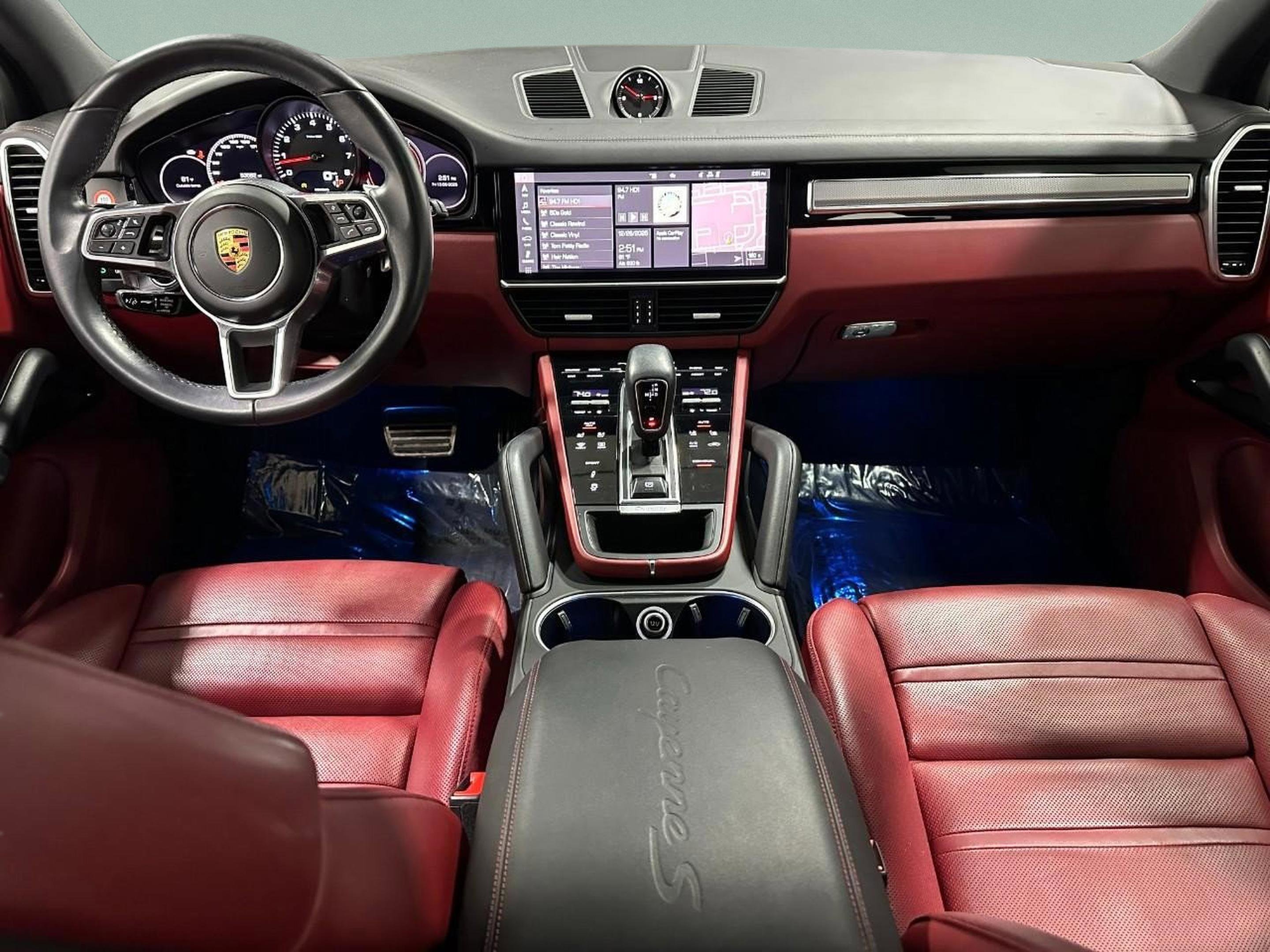 Used 2021 Porsche Cayenne S image 13