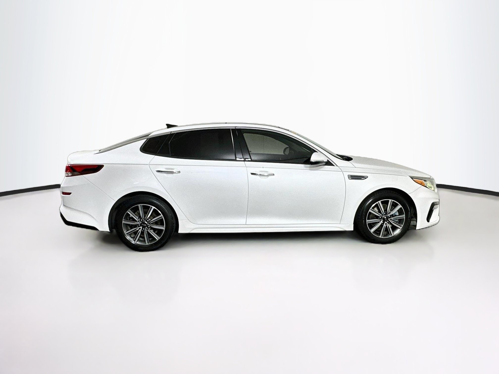 Used 2019 Kia Optima EX w/ EX Premium Package FWD image 10