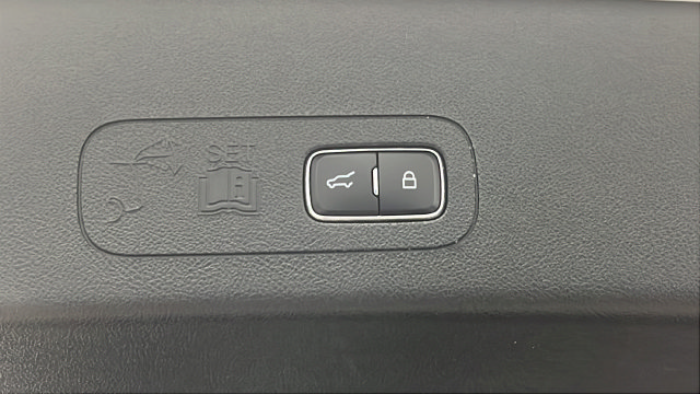 Used 2023 Lincoln Aviator Reserve w/ Equipment Group 201A AWD/4WD image 30