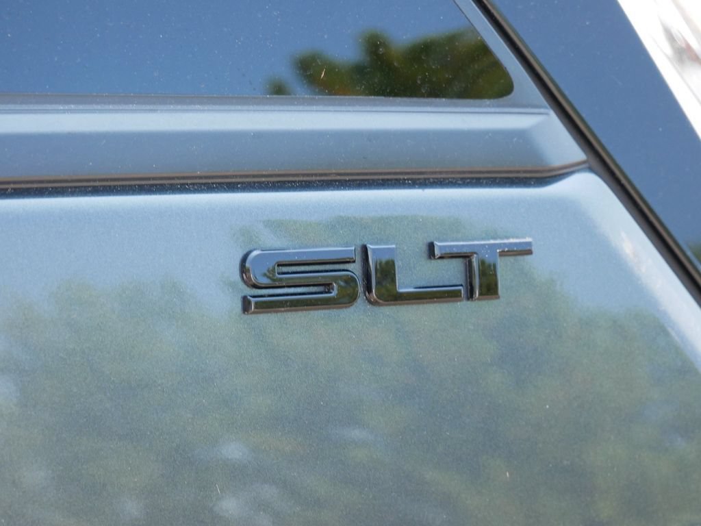 Used 2021 GMC Terrain SLT w/ Elevation Edition AWD/4WD image 11