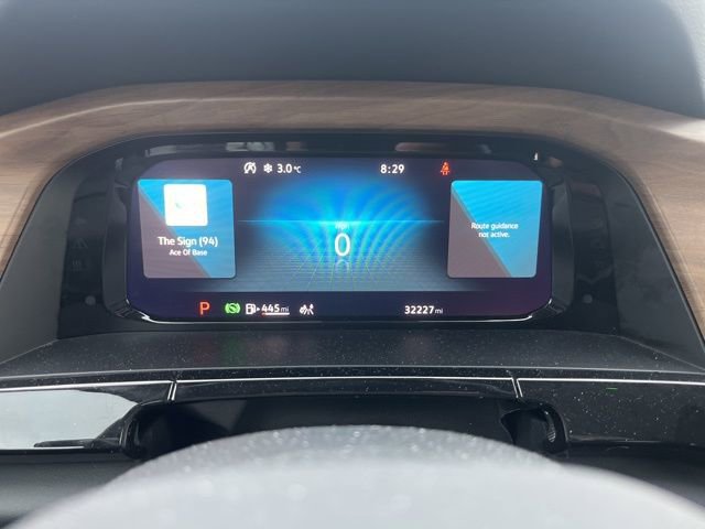 Used 2025 Volkswagen Atlas SE image 13