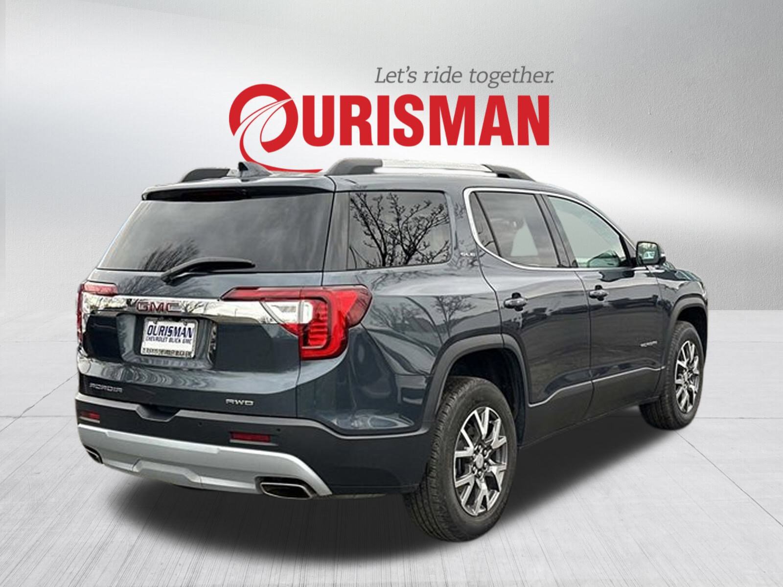 Used 2020 GMC Acadia SLE w/ Driver Convenience Package image 2