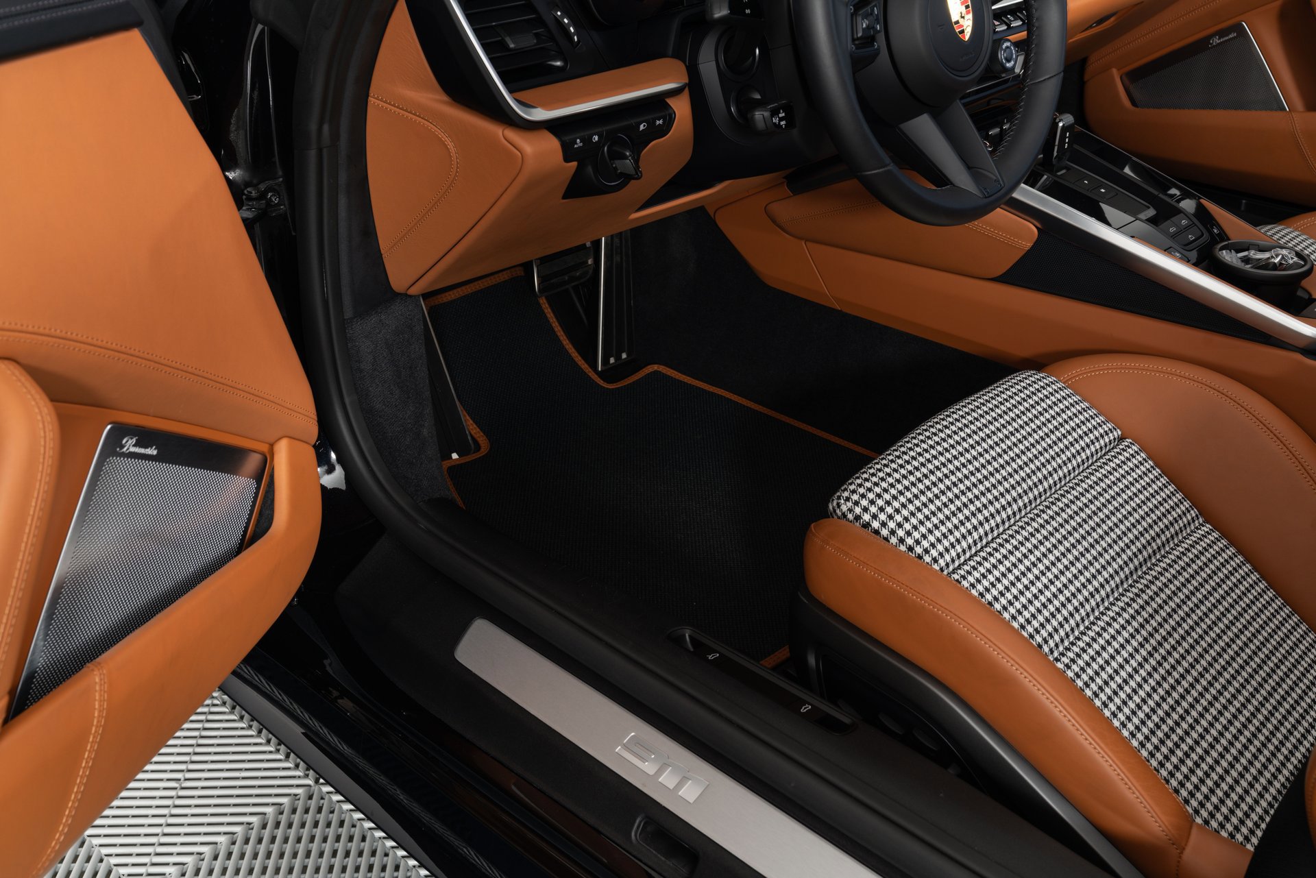 Used 2024 Porsche 911 Turbo image 13