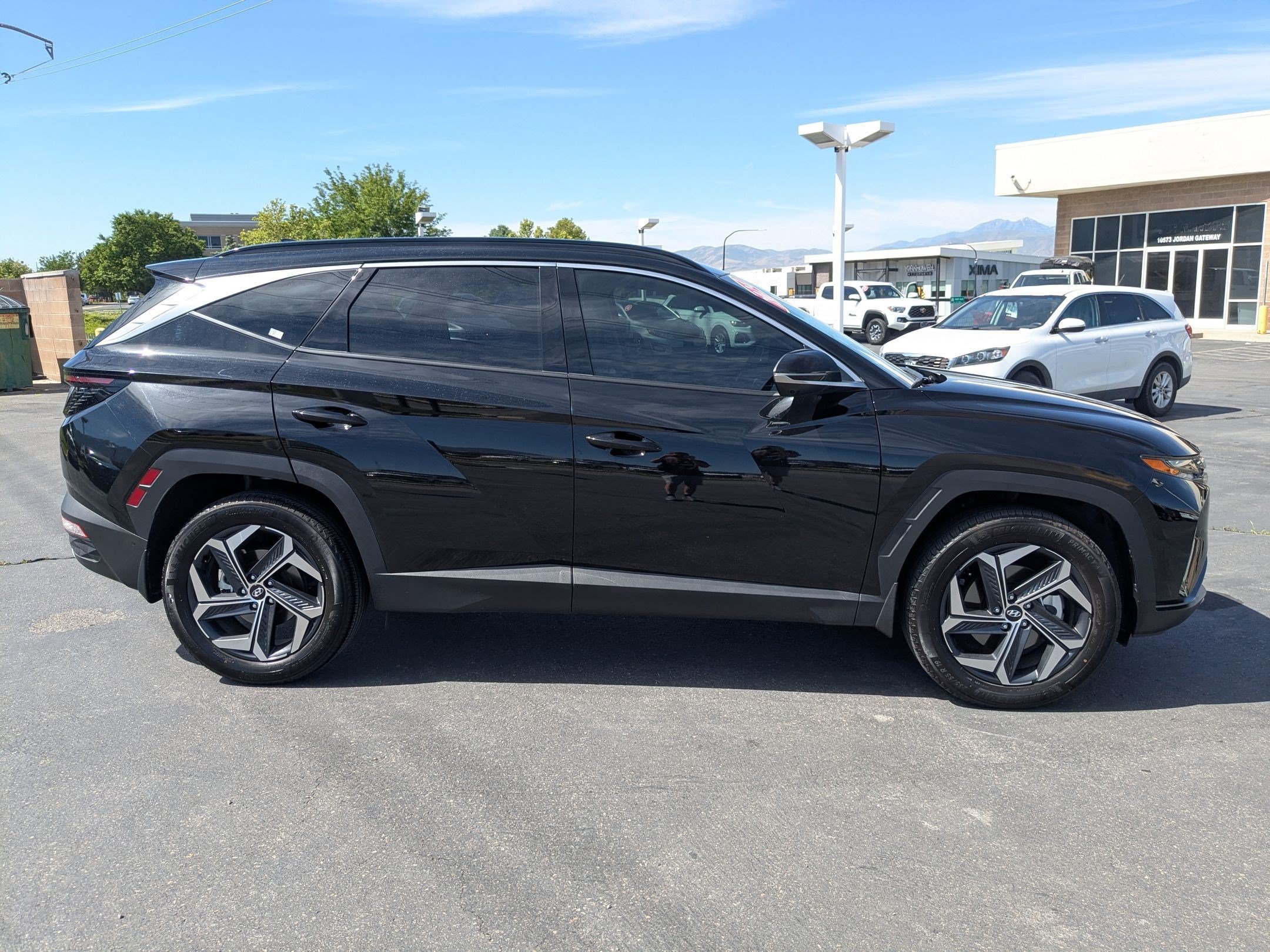 Used 2024 Hyundai Tucson Limited AWD/4WD image 7