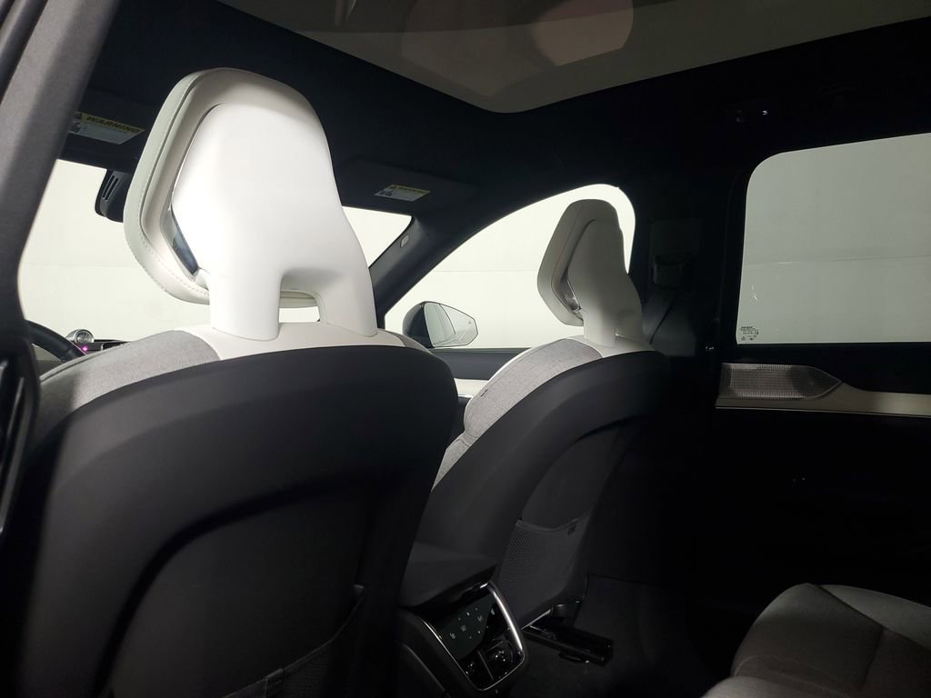 Certified 2025 Volvo EX90 Ultra AWD/4WD image 13