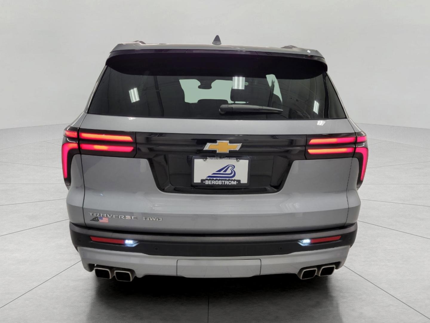Used 2025 Chevrolet Traverse LT w/ LPO, Floor Liner Package image 27