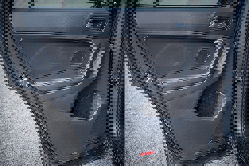 New 2024 Volkswagen Tiguan S image 28