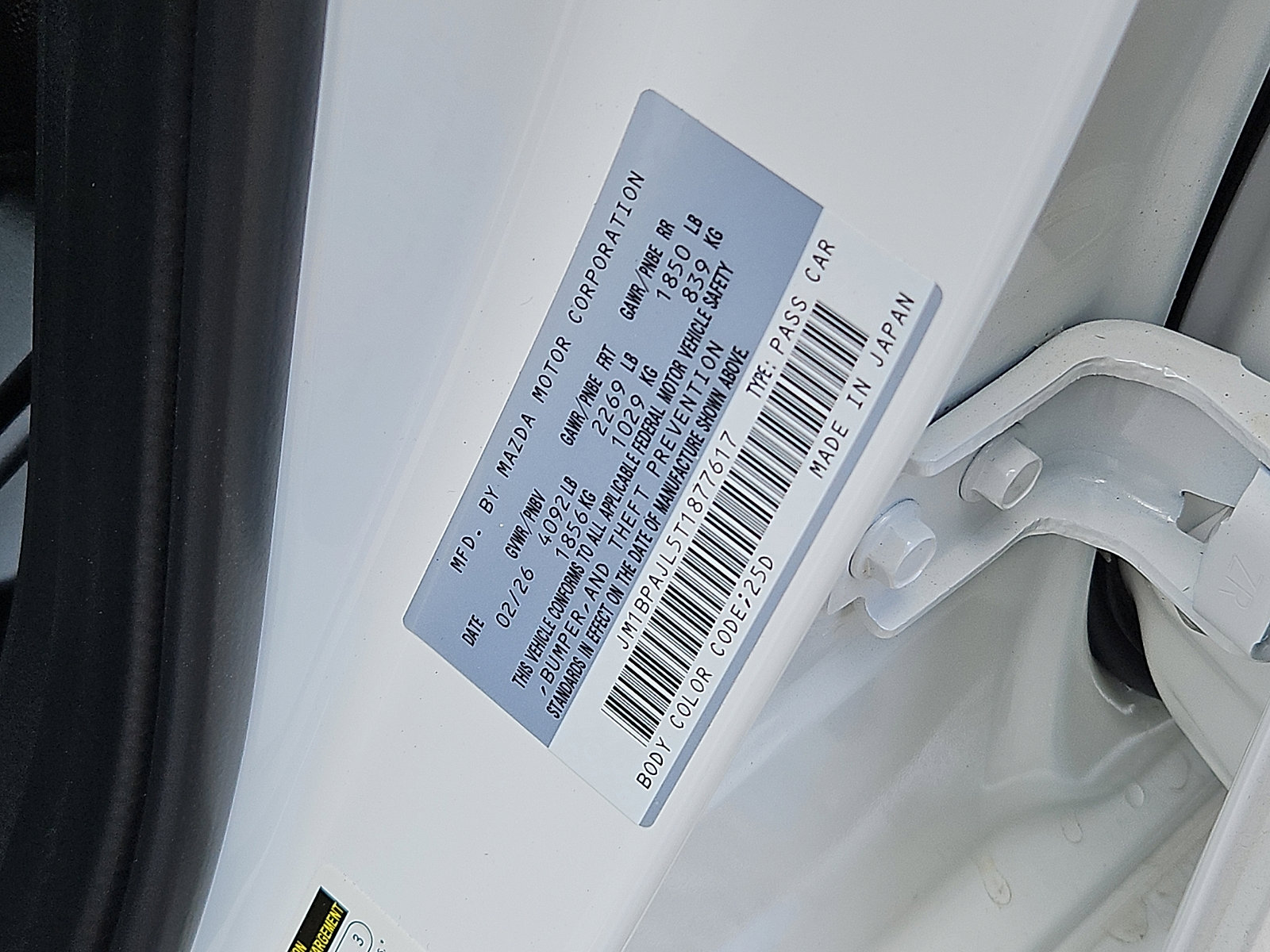 New 2026 MAZDA MAZDA3 s FWD image 19