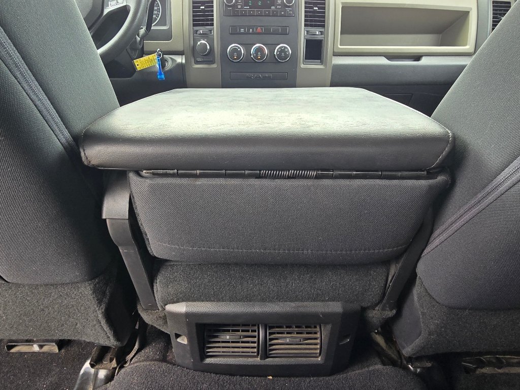 Used 2012 RAM 1500 Express w/ ST Popular Equipment Group AWD/4WD image 29