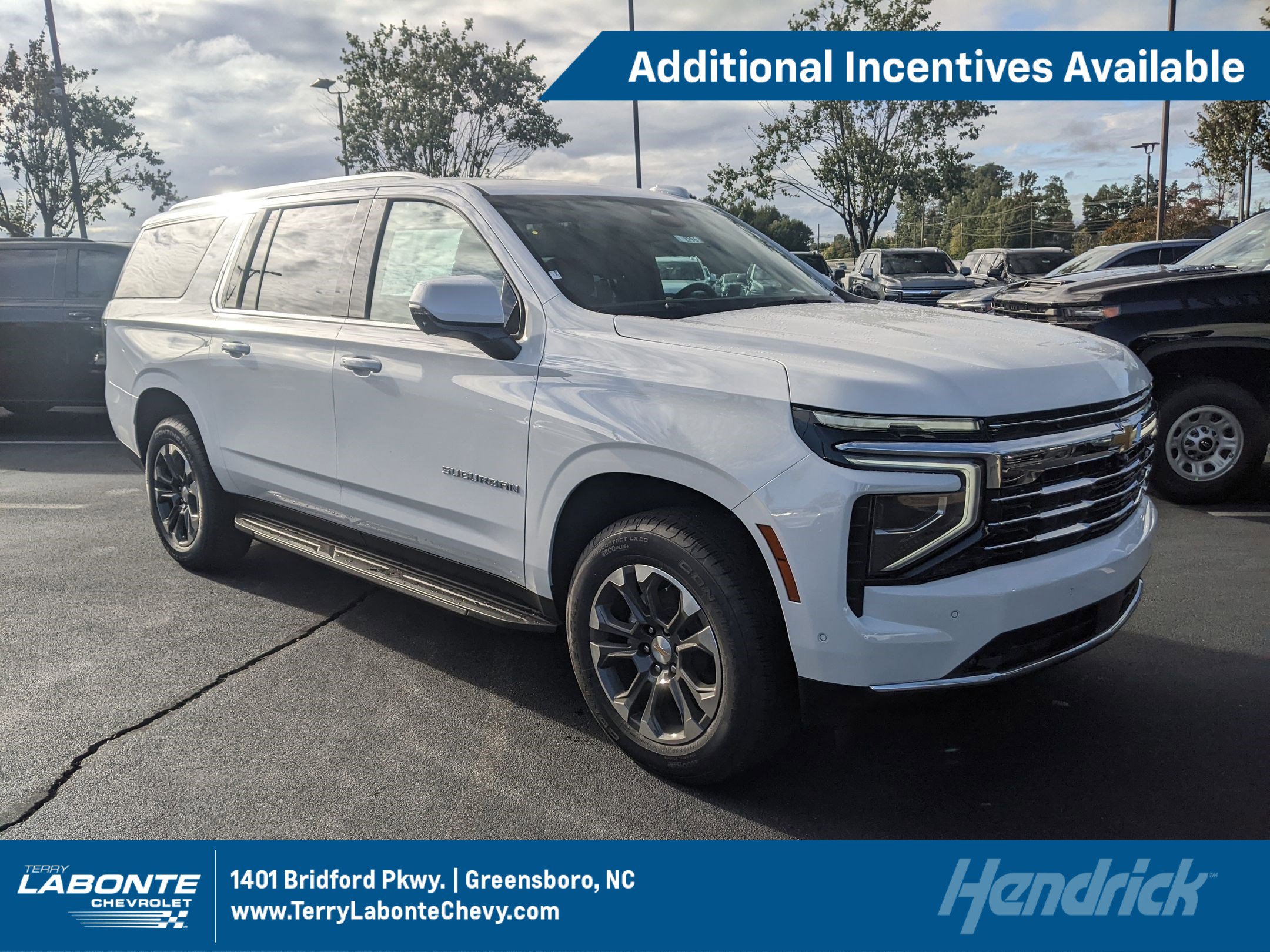 New 2026 Chevrolet Suburban LT w/ Comfort Package