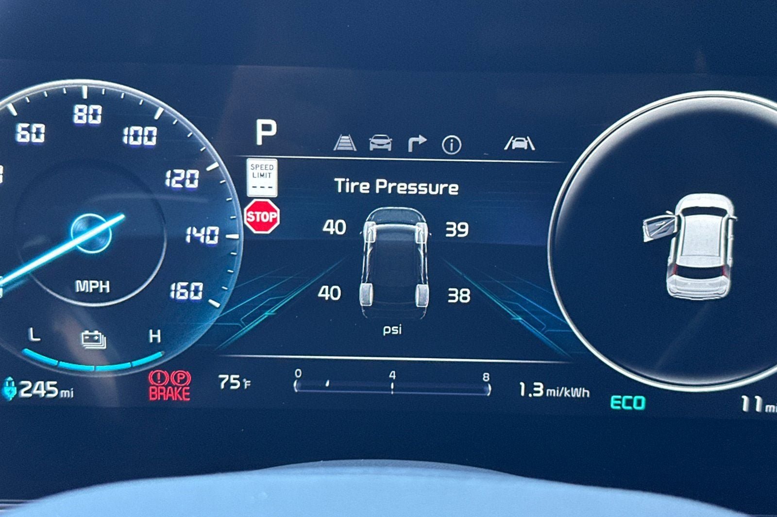 New 2026 Kia Niro Wind FWD image 25