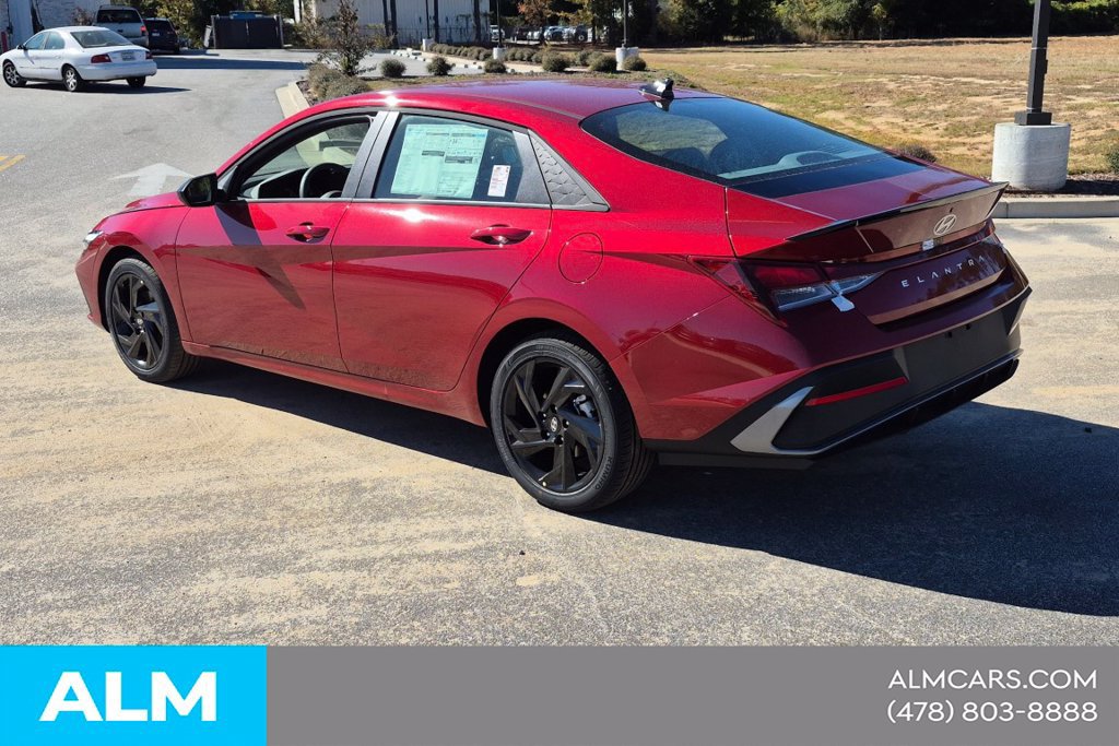 Used 2026 Hyundai Elantra Sport FWD image 10