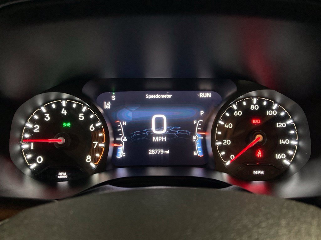 Used 2025 Jeep Compass Latitude AWD/4WD image 13