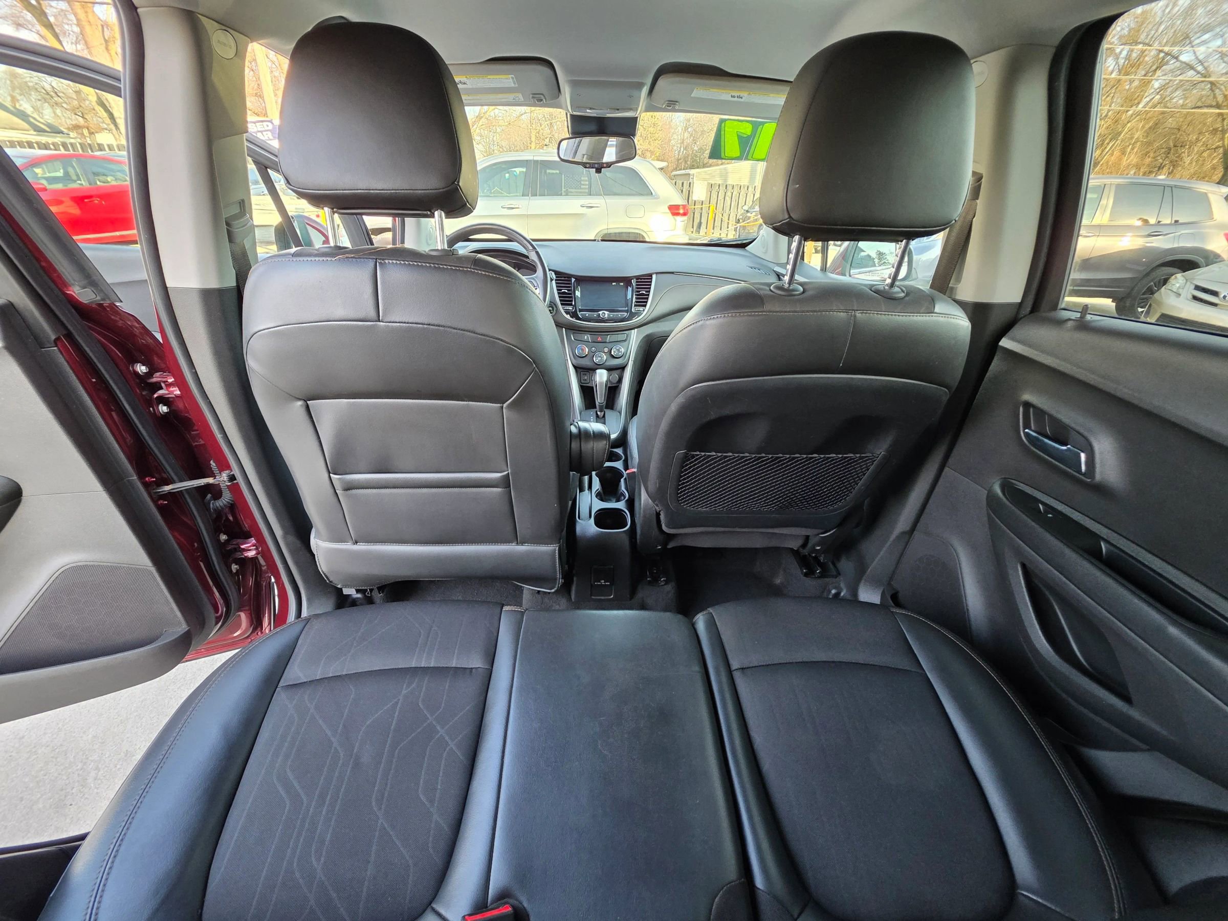 Used 2017 Chevrolet Trax LT w/ LT Convenience Package image 16