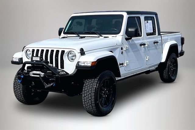 Used 2021 Jeep Gladiator Sport image 2