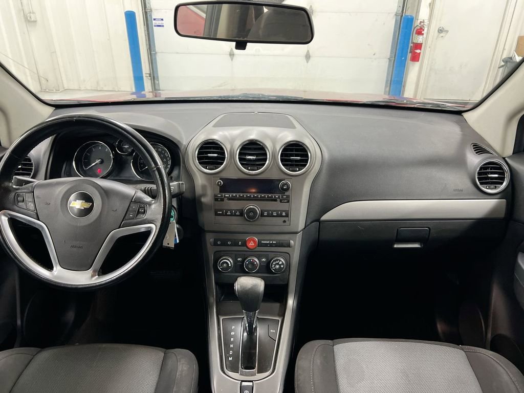 Used 2012 Chevrolet Captiva Sport LT FWD image 5