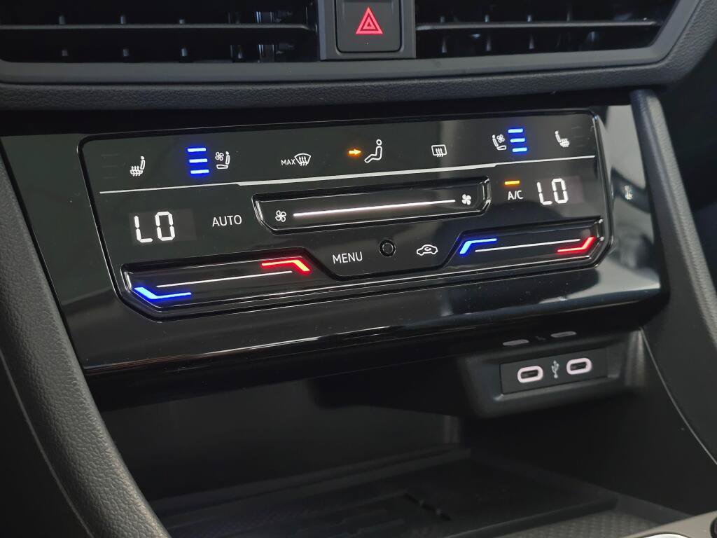 New 2026 Volkswagen Jetta SEL FWD image 28