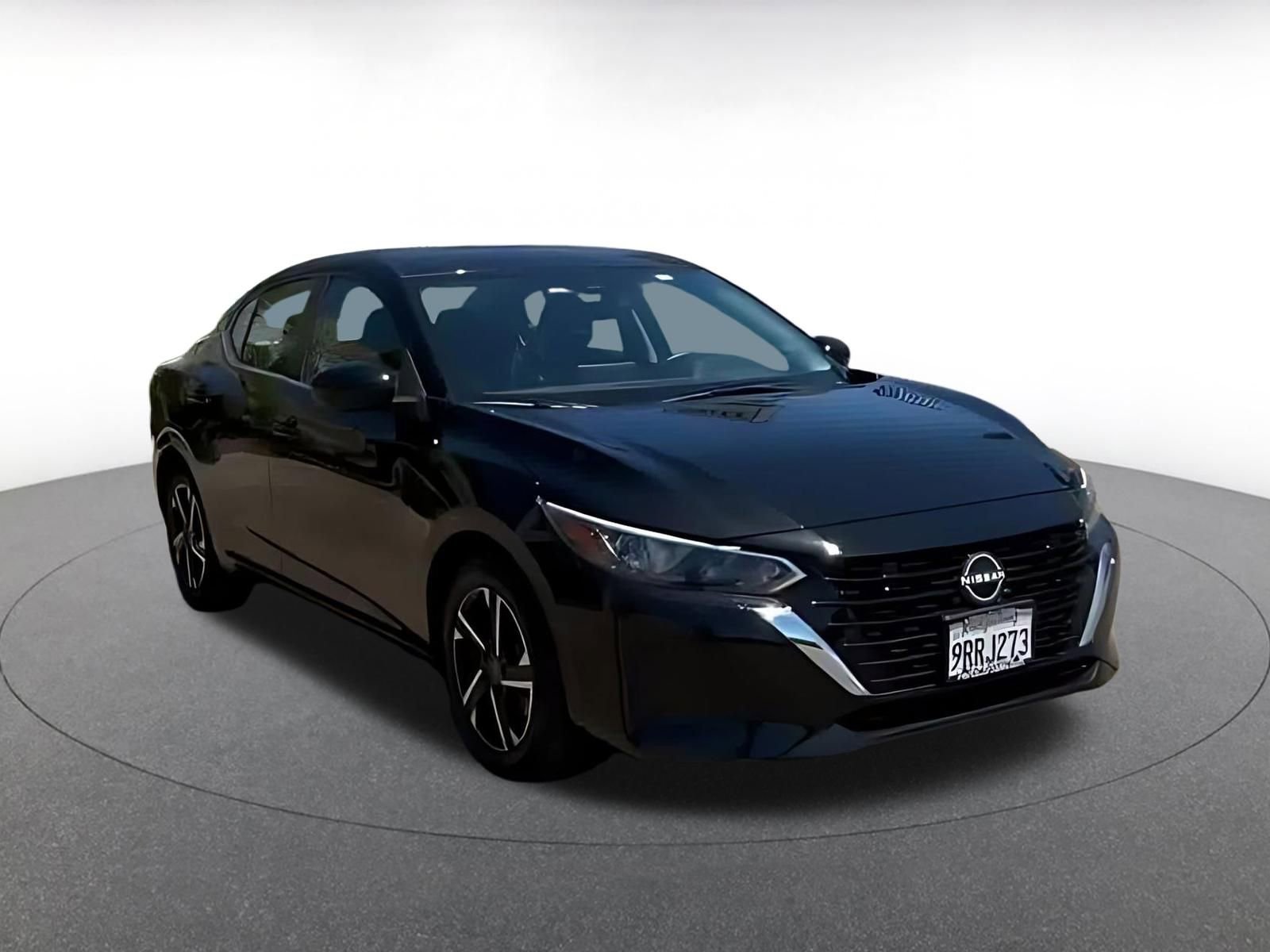 Used 2025 Nissan Sentra SV FWD image 3