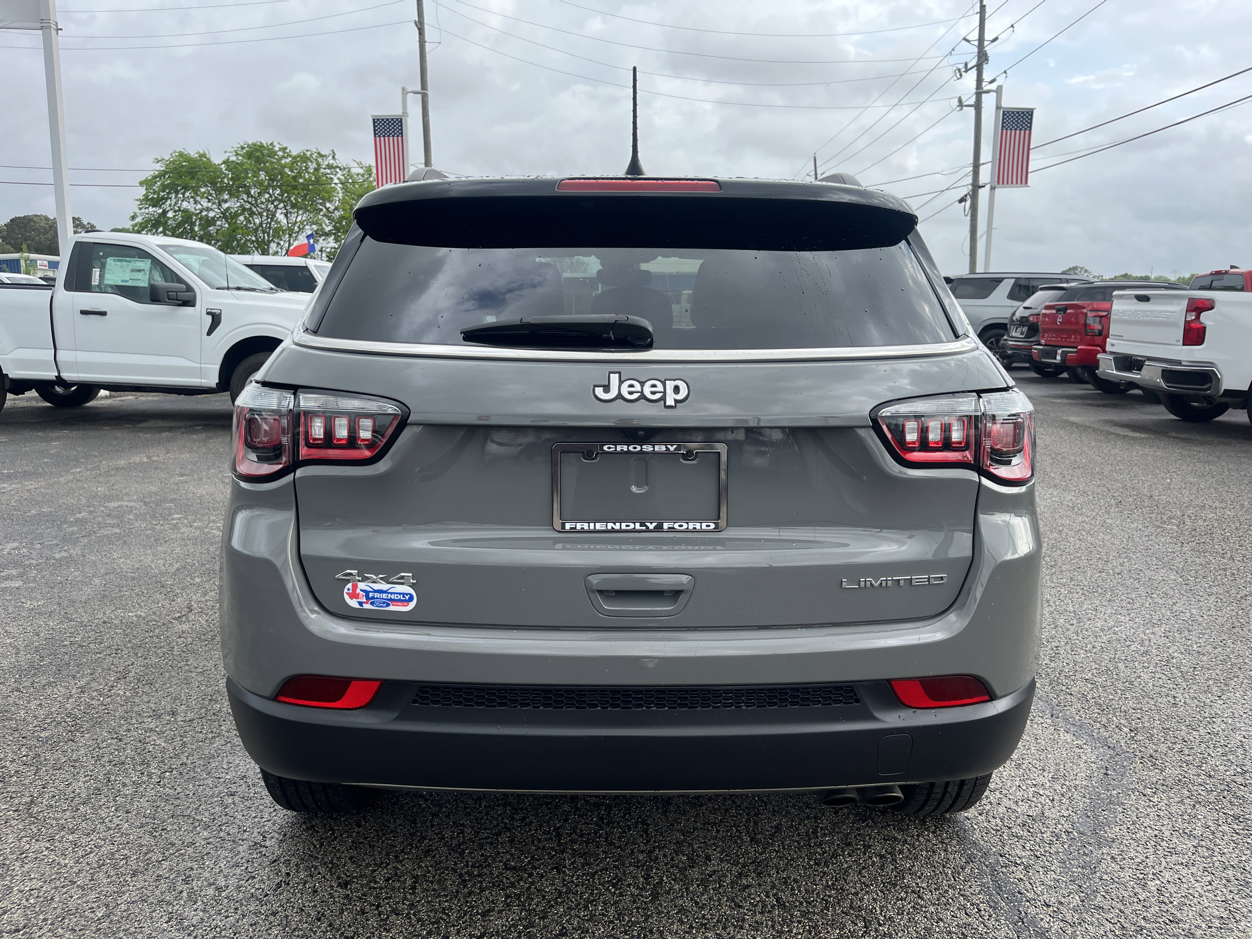 Used 2022 Jeep Compass Limited image 3