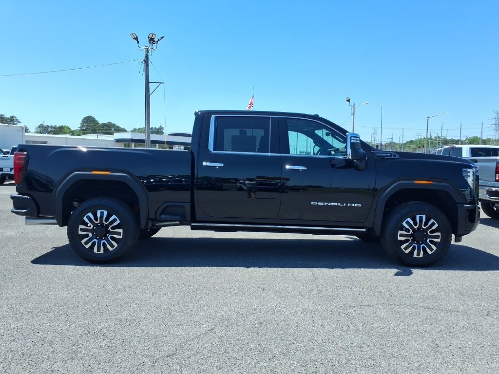 New 2026 GMC Sierra 2500 Denali Ultimate w/ Max Trailering Package AWD/4WD image 8