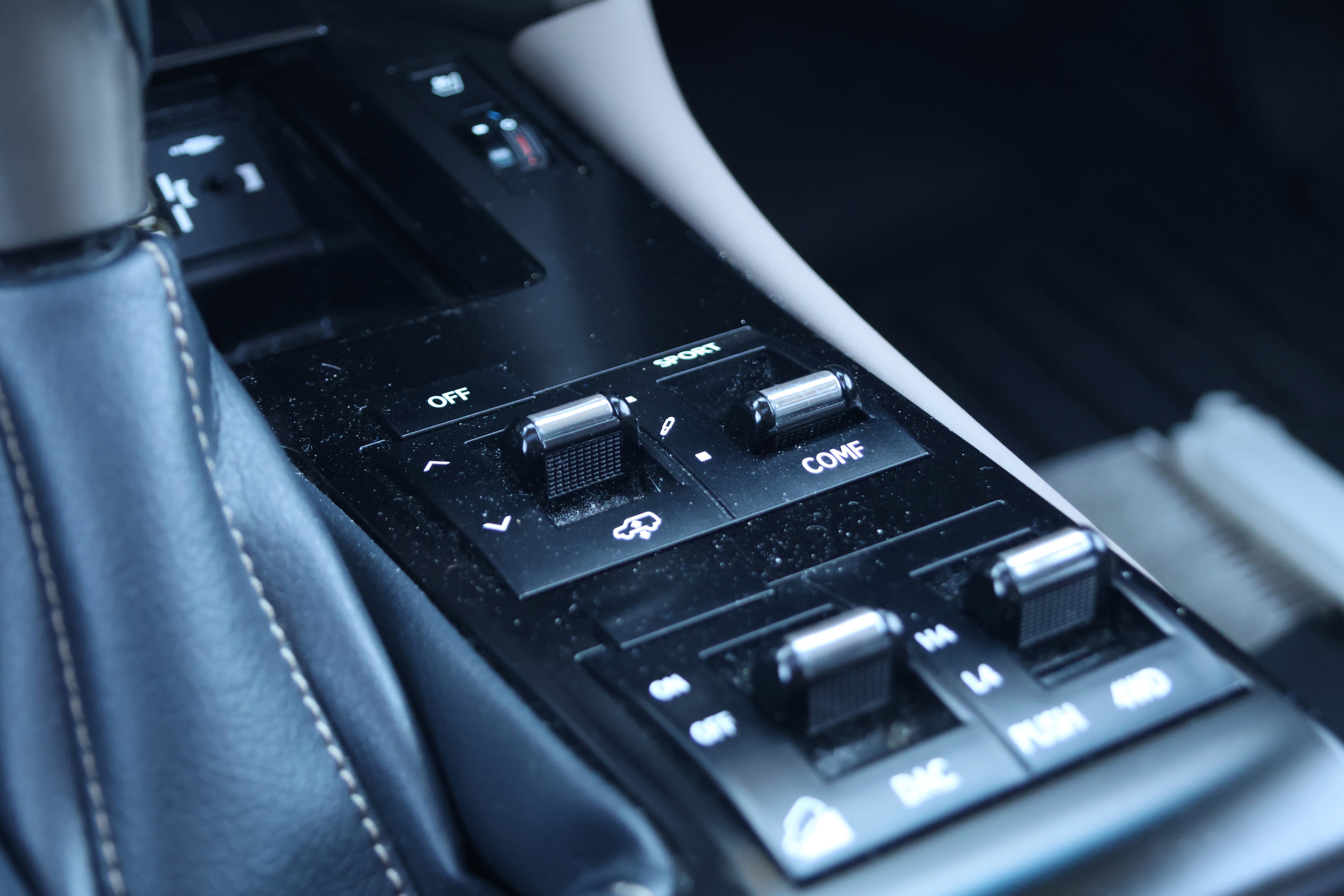 Used 2021 Lexus GX 460 Luxury w/ Accessory Package image 30