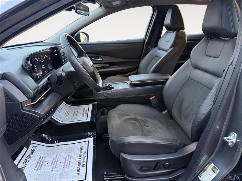 Used 2024 Nissan Ariya AWD image 10